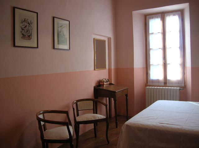 Bed and Breakfast Le Camelie Brissago-Valtravaglia Habitación foto